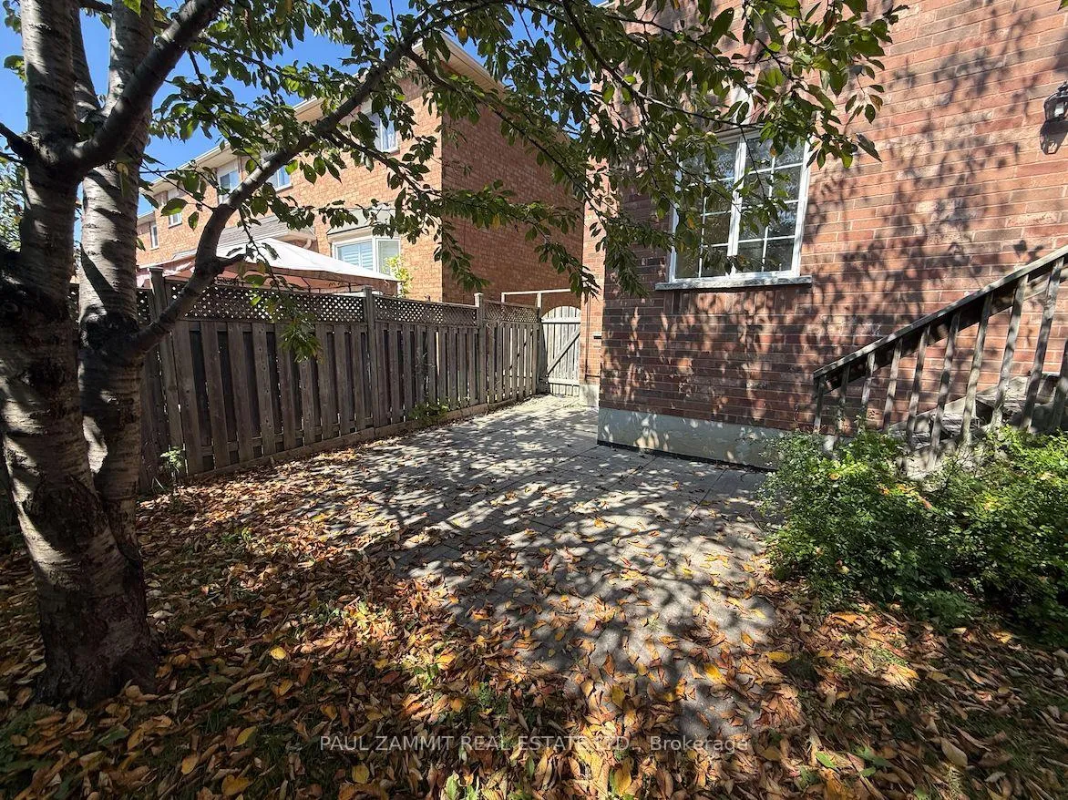Photo 15 of 83 Novella Road, Vaughan, Patterson — HOMEH
