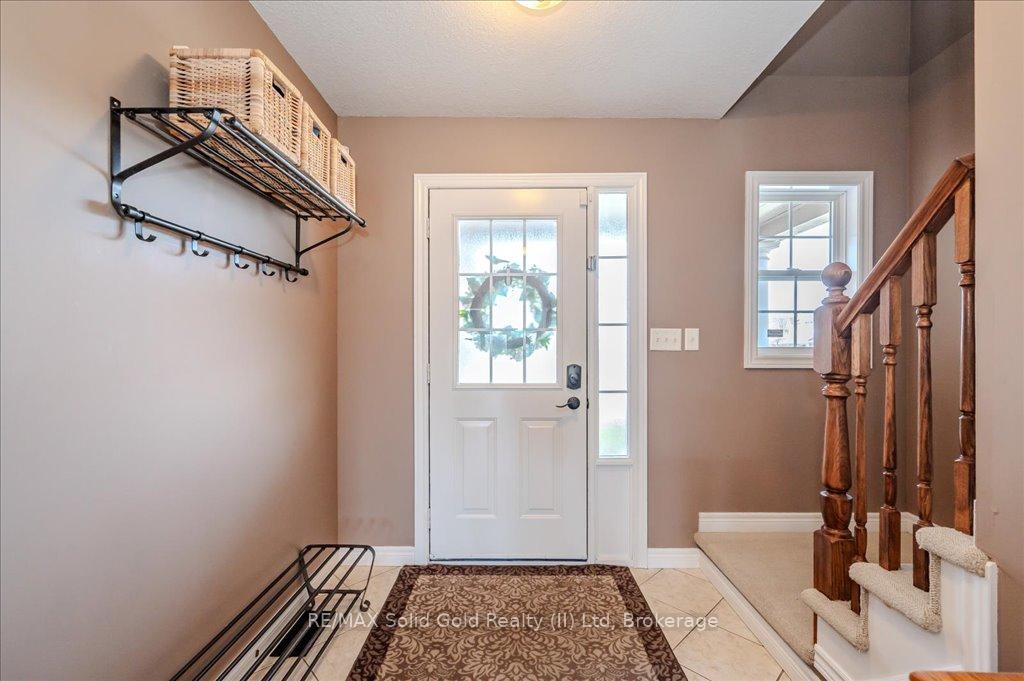 Photo 6 of 628 Bonavista Drive, Waterloo — HOMEH