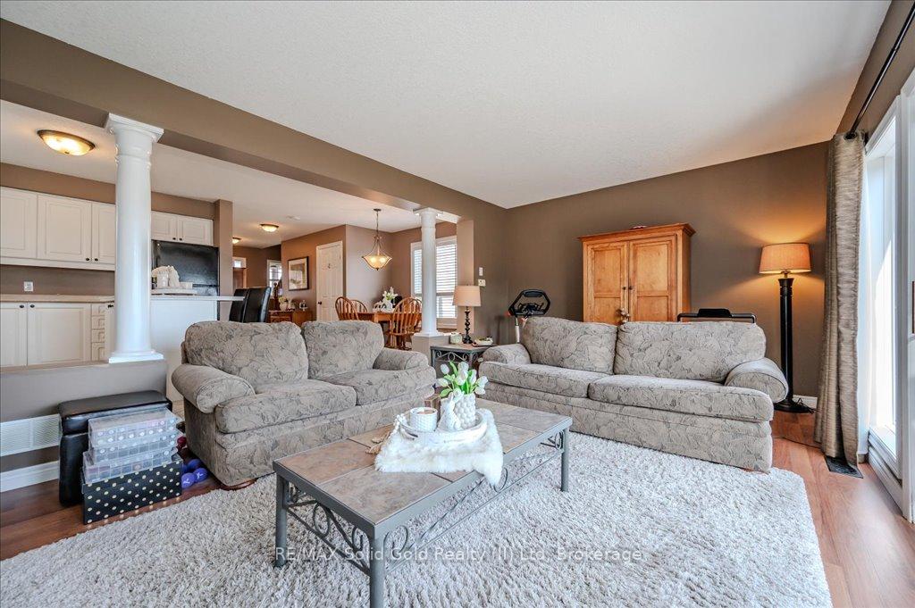 Photo 16 of 628 Bonavista Drive, Waterloo — HOMEH