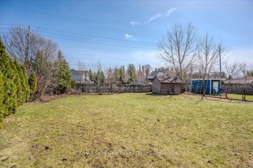 Photo 35 of 628 Bonavista Drive, Waterloo — HOMEH