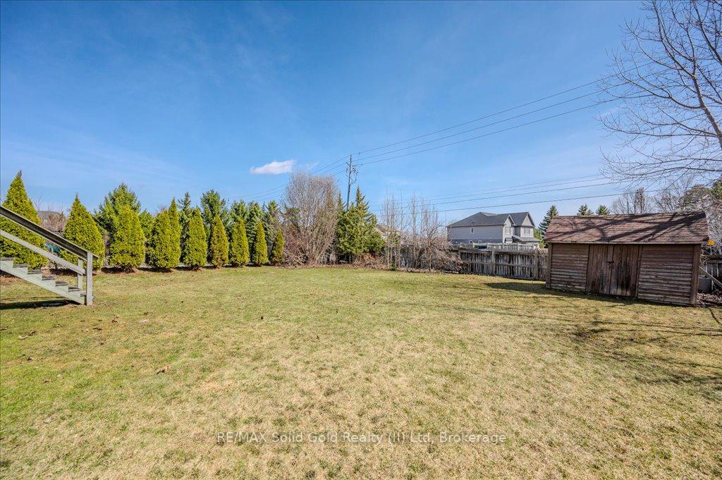 Photo 37 of 628 Bonavista Drive, Waterloo — HOMEH