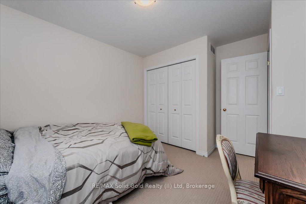 Photo 22 of 157 Porchlight Drive, Waterloo — HOMEH