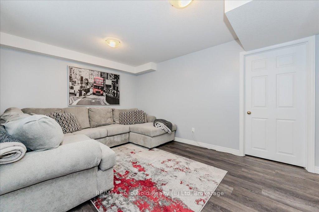 Photo 28 of 157 Porchlight Drive, Waterloo — HOMEH