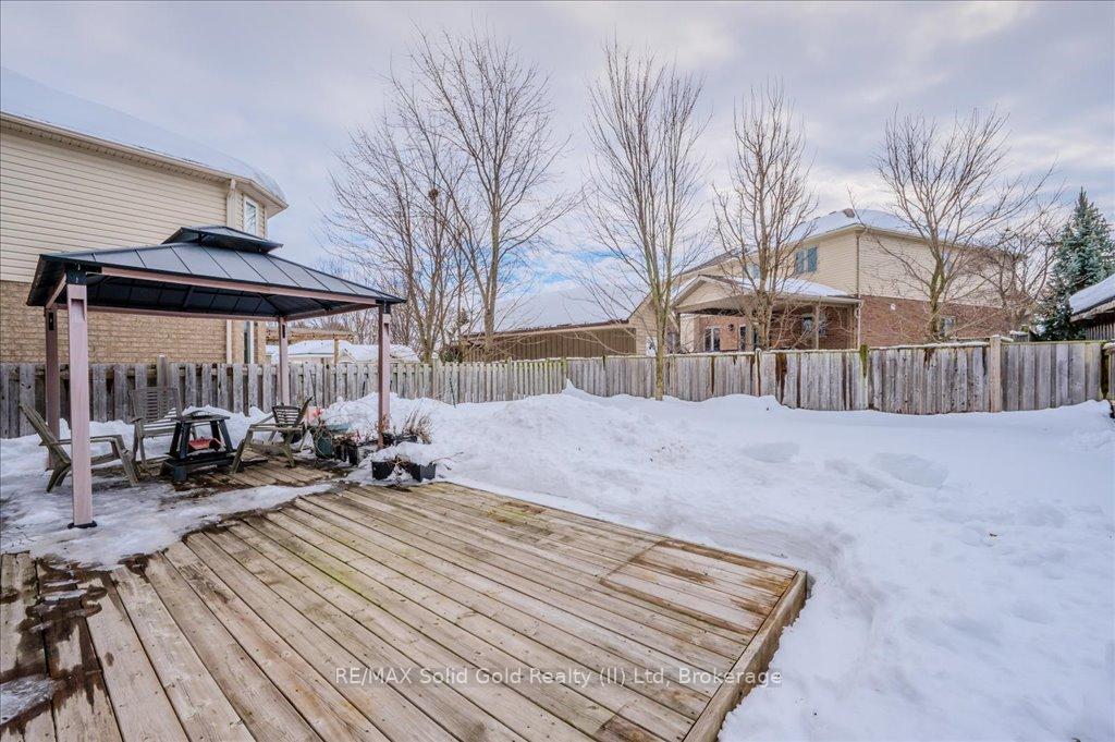 Photo 31 of 157 Porchlight Drive, Waterloo — HOMEH