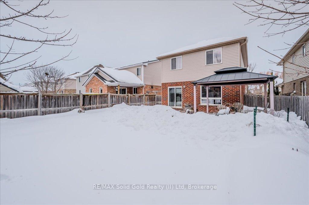 Photo 35 of 157 Porchlight Drive, Waterloo — HOMEH