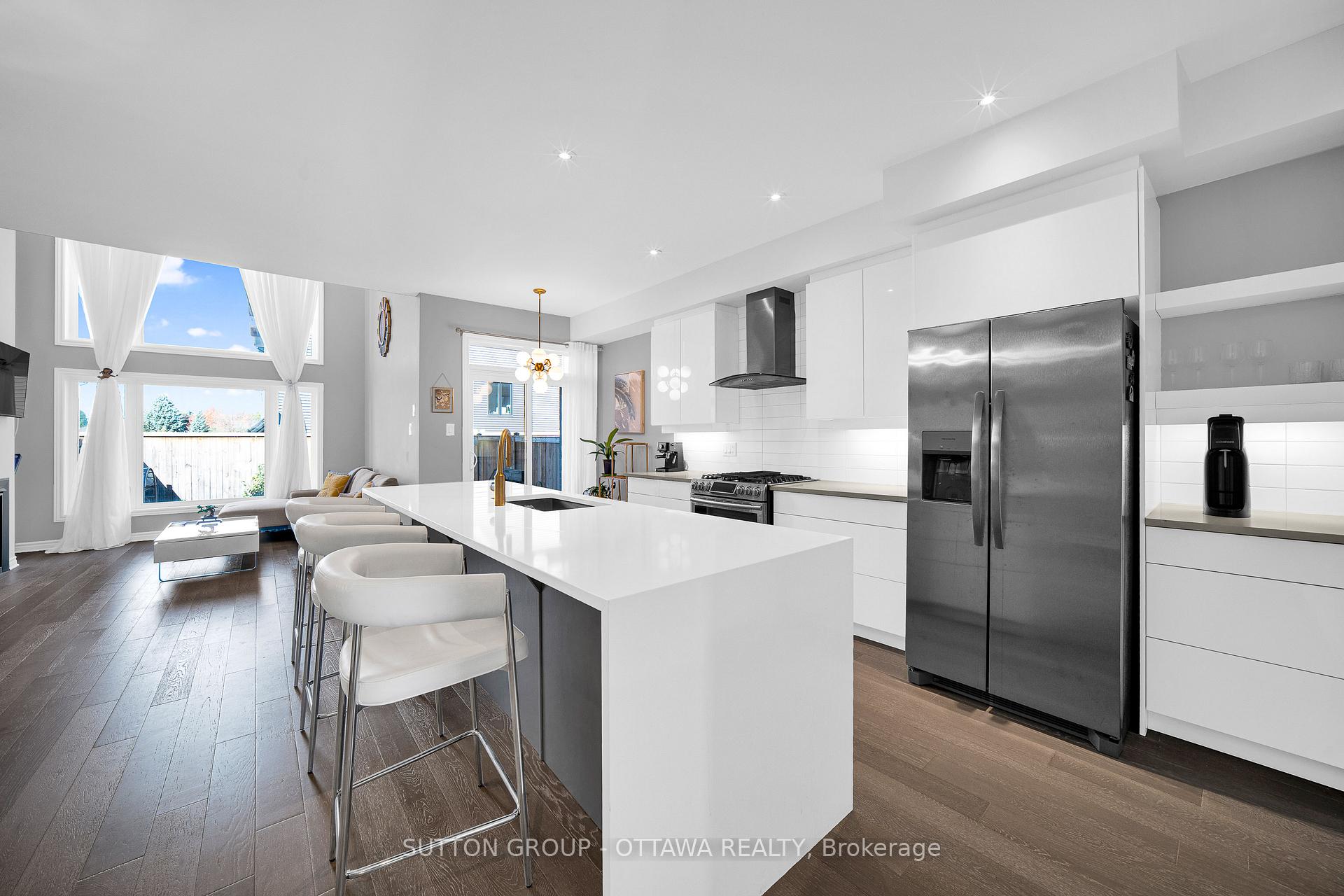 Photo 12 of 776 Carnelian Crescent, Ottawa, Riverside South/Gloucester Glen — HOMEH