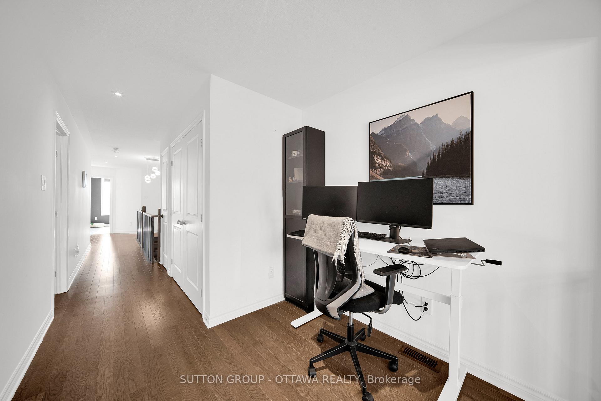 Photo 18 of 776 Carnelian Crescent, Ottawa, Riverside South/Gloucester Glen — HOMEH