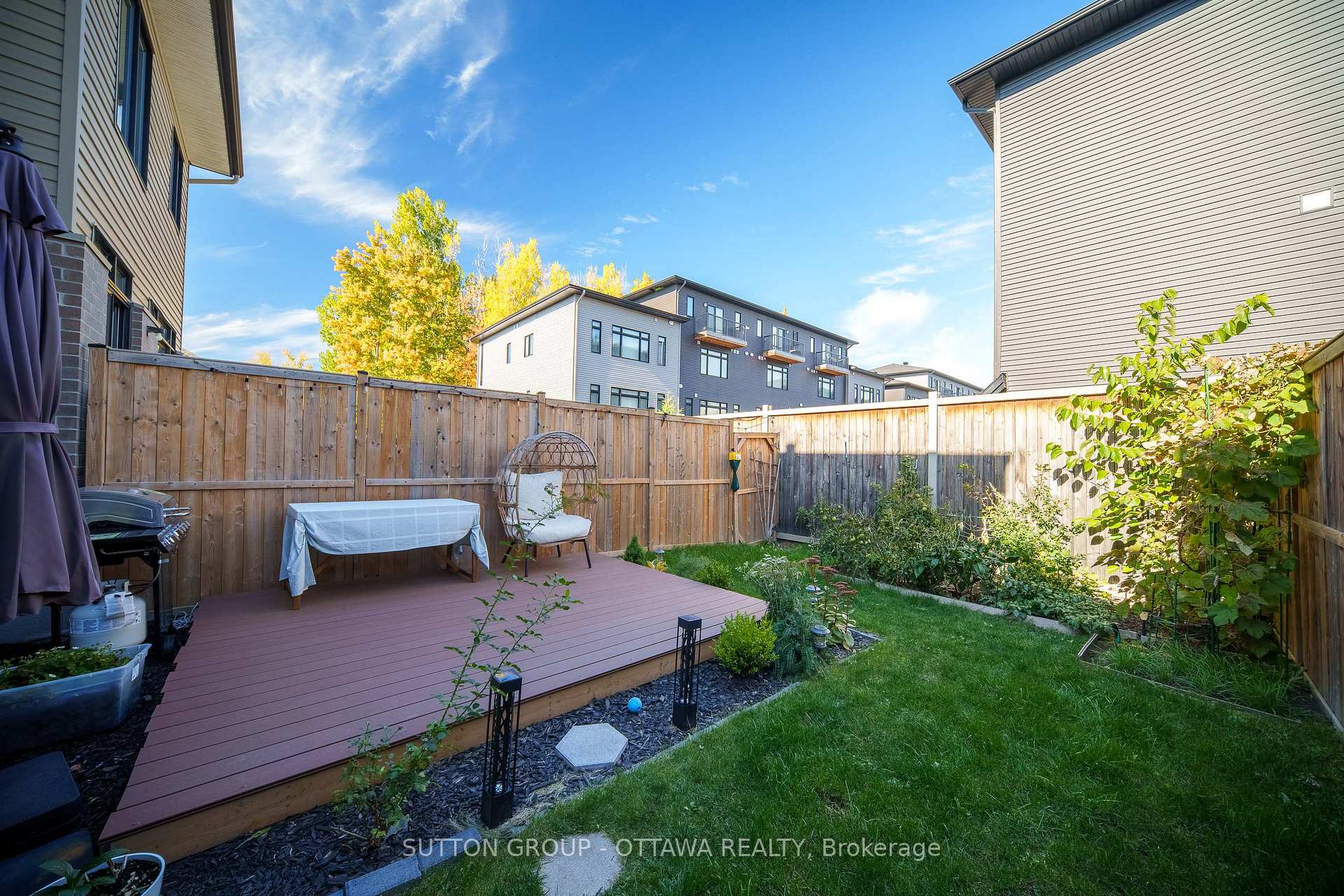 Photo 36 of 776 Carnelian Crescent, Ottawa, Riverside South/Gloucester Glen — HOMEH