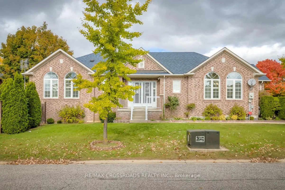 Front of 26 Lurosa Crescent