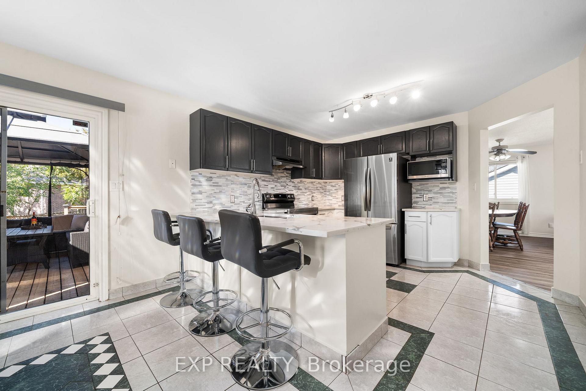 Photo 16 of 130 Finch Drive, Belleville, Belleville Ward — HOMEH