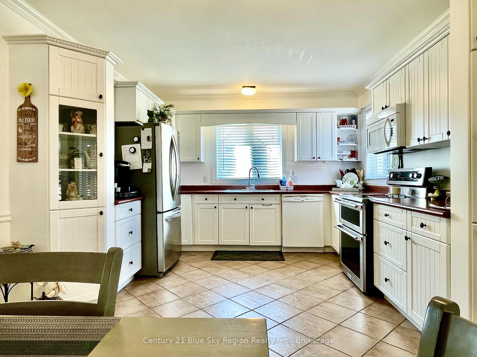 Photo 9 of 133 John Street, West Nipissing, Sturgeon Falls — HOMEH