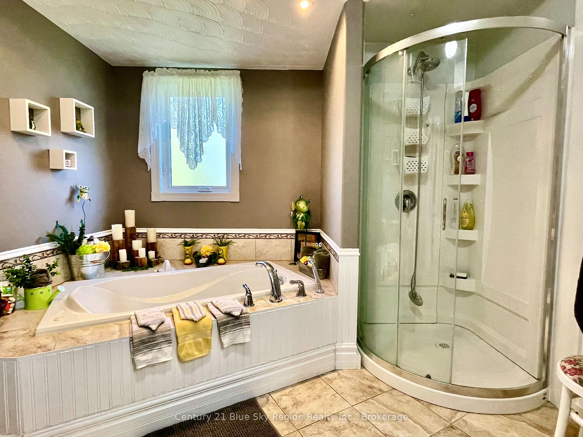 Photo 15 of 133 John Street, West Nipissing, Sturgeon Falls — HOMEH
