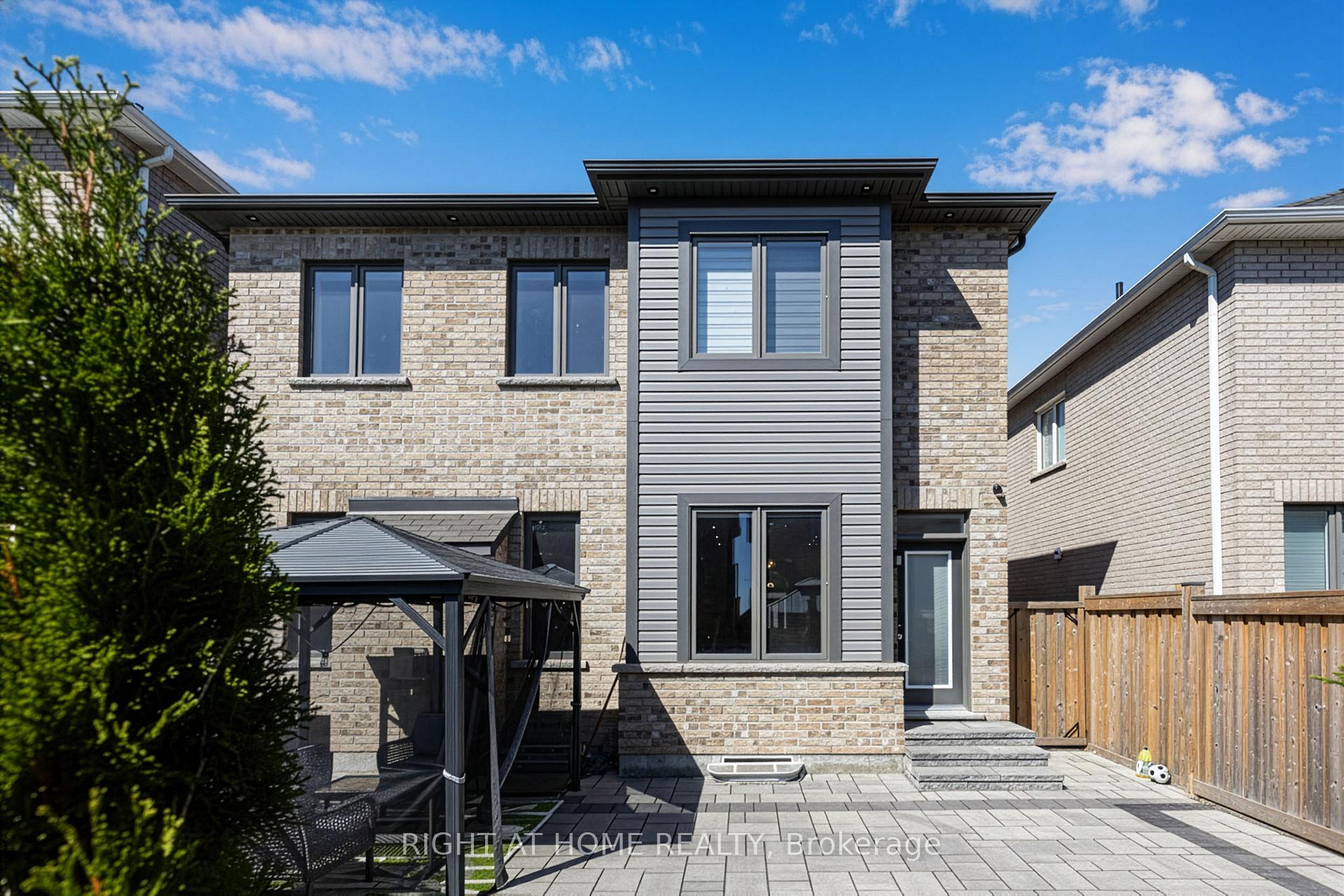 Photo 34 of 17 Kilmarnock Crescent, Whitby, Rural Whitby — HOMEH