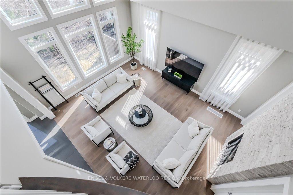 Photo 10 of 538 Werni Court, Waterloo — HOMEH