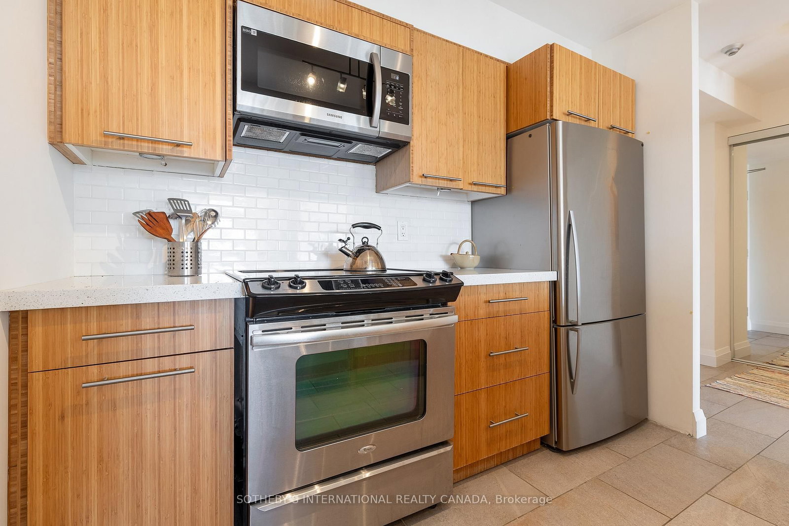 Photo 5 of Unit 308, 70 Mill St, Toronto, Waterfront Communities — HOMEH
