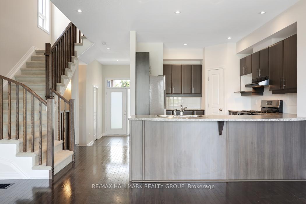 Photo 12 of 68 Nutting Crescent, Ottawa, Riverside South/Gloucester Glen — HOMEH