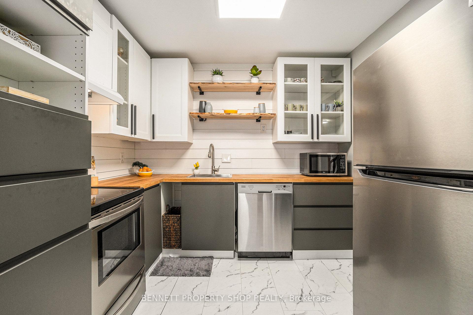 Photo 8 of 43 Roblyn Way, Ottawa, Barrhaven East — HOMEH