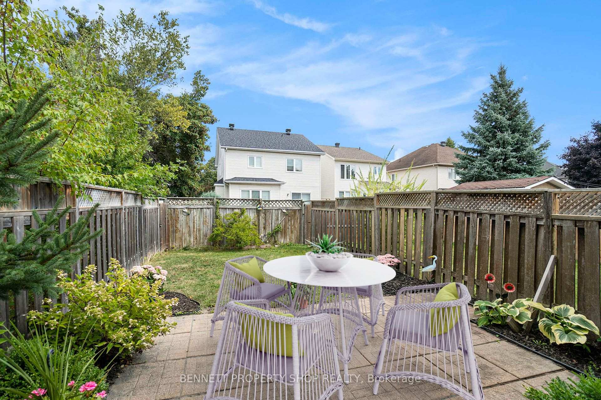 Photo 24 of 43 Roblyn Way, Ottawa, Barrhaven East — HOMEH