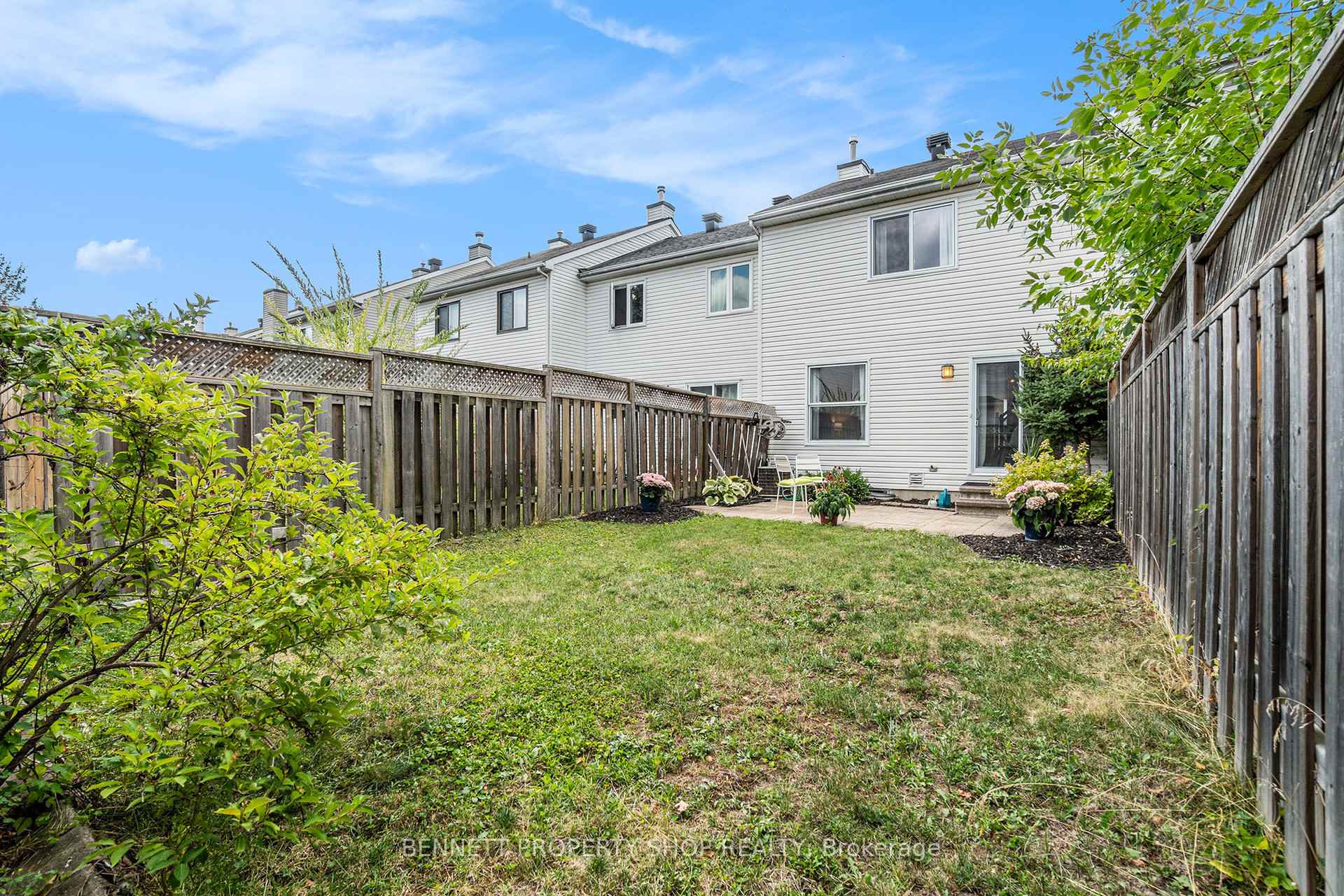 Photo 20 of 43 Roblyn Way, Ottawa, Barrhaven East — HOMEH