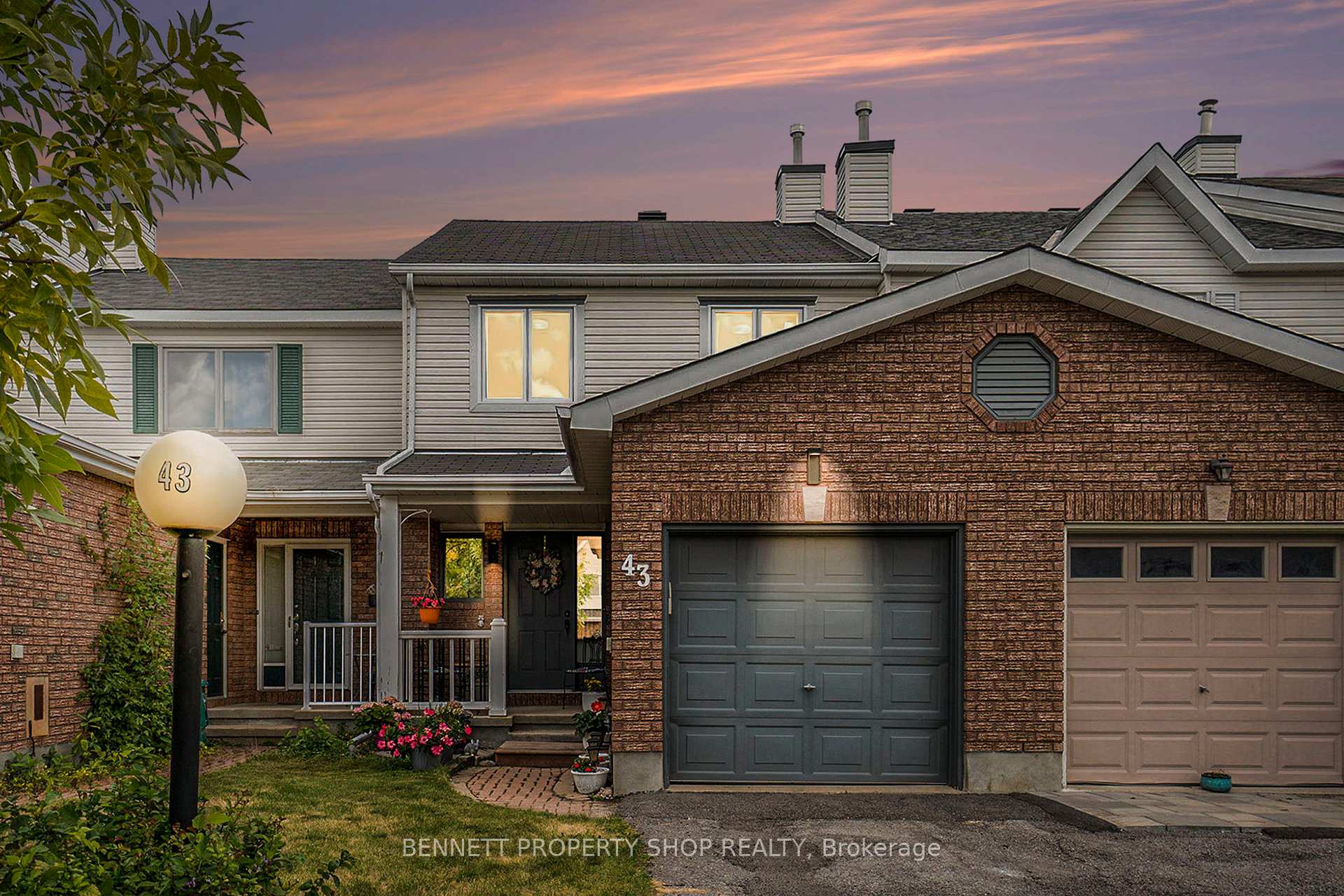 Photo 25 of 43 Roblyn Way, Ottawa, Barrhaven East — HOMEH