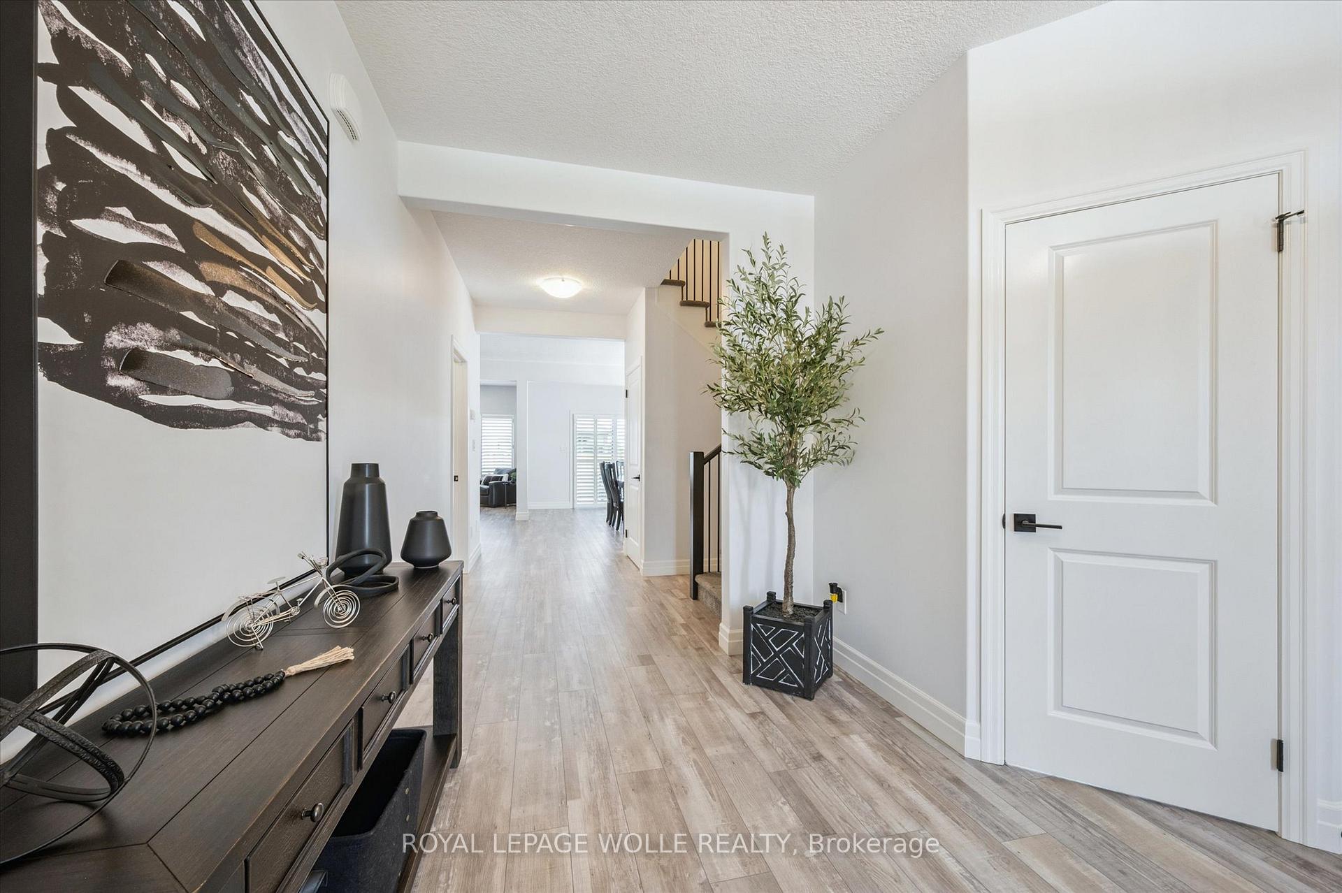 Photo 6 of 164 Woodberry Crescent, Woolwich — HOMEH