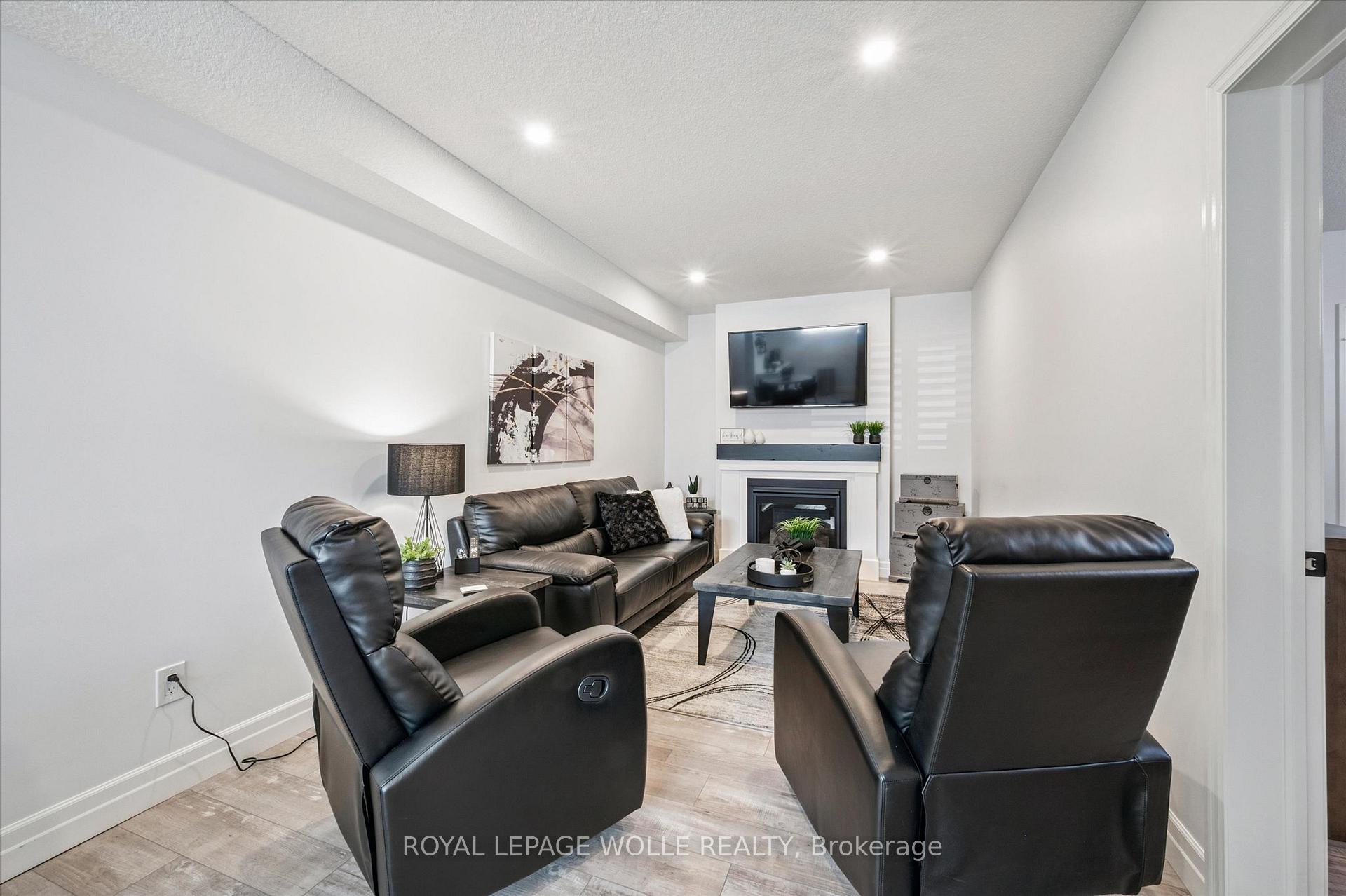 Photo 36 of 164 Woodberry Crescent, Woolwich — HOMEH