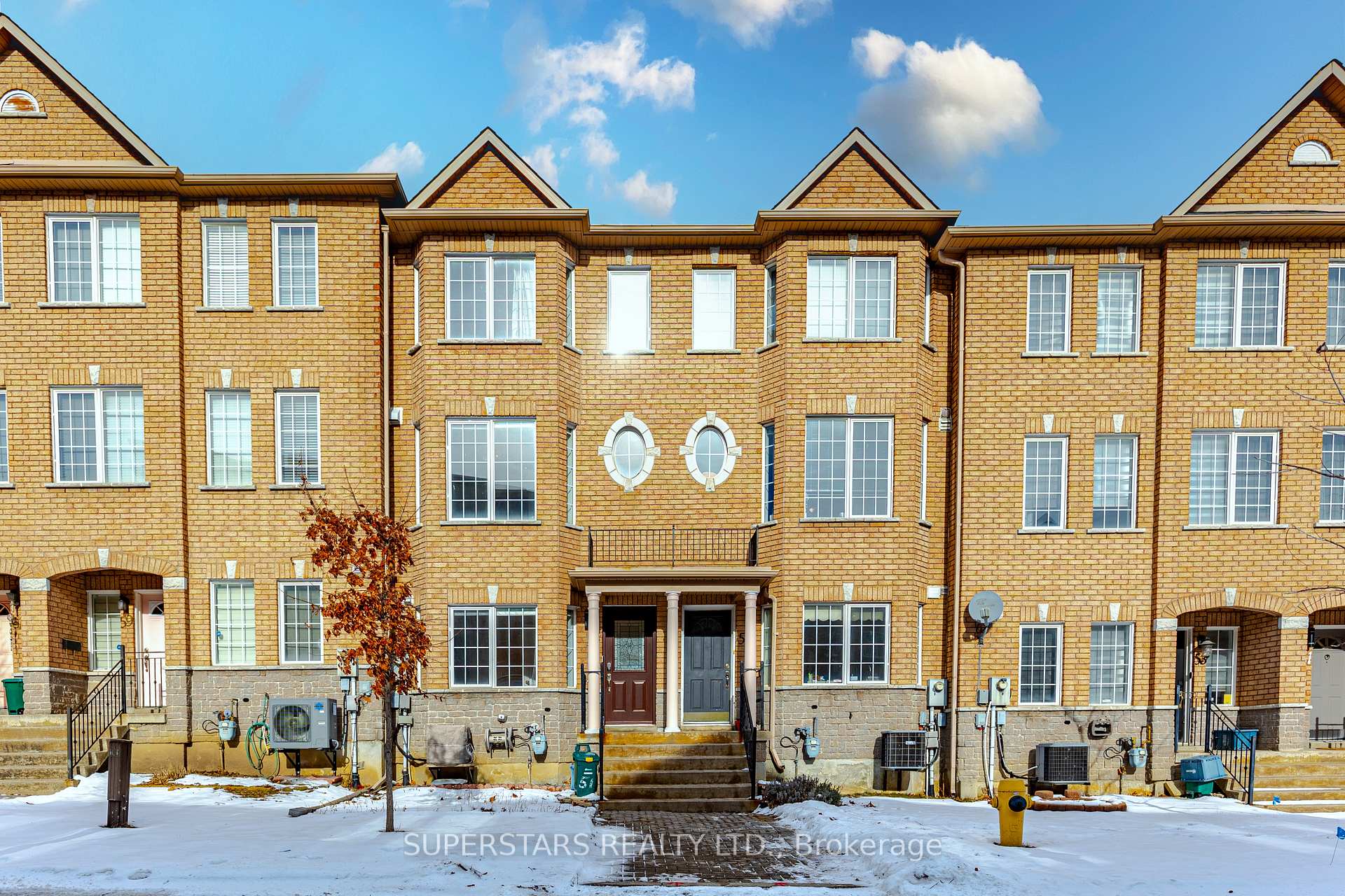 Photo 1 of 57 Leitchcroft Crescent, Markham, Commerce Valley — HOMEH