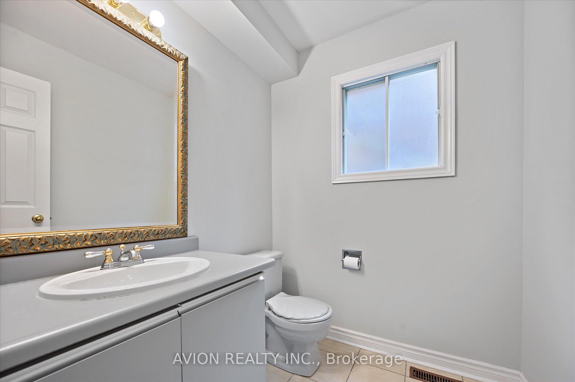 Photo 17 of 226 Westmount Boulevard, Vaughan, Beverley Glen — HOMEH