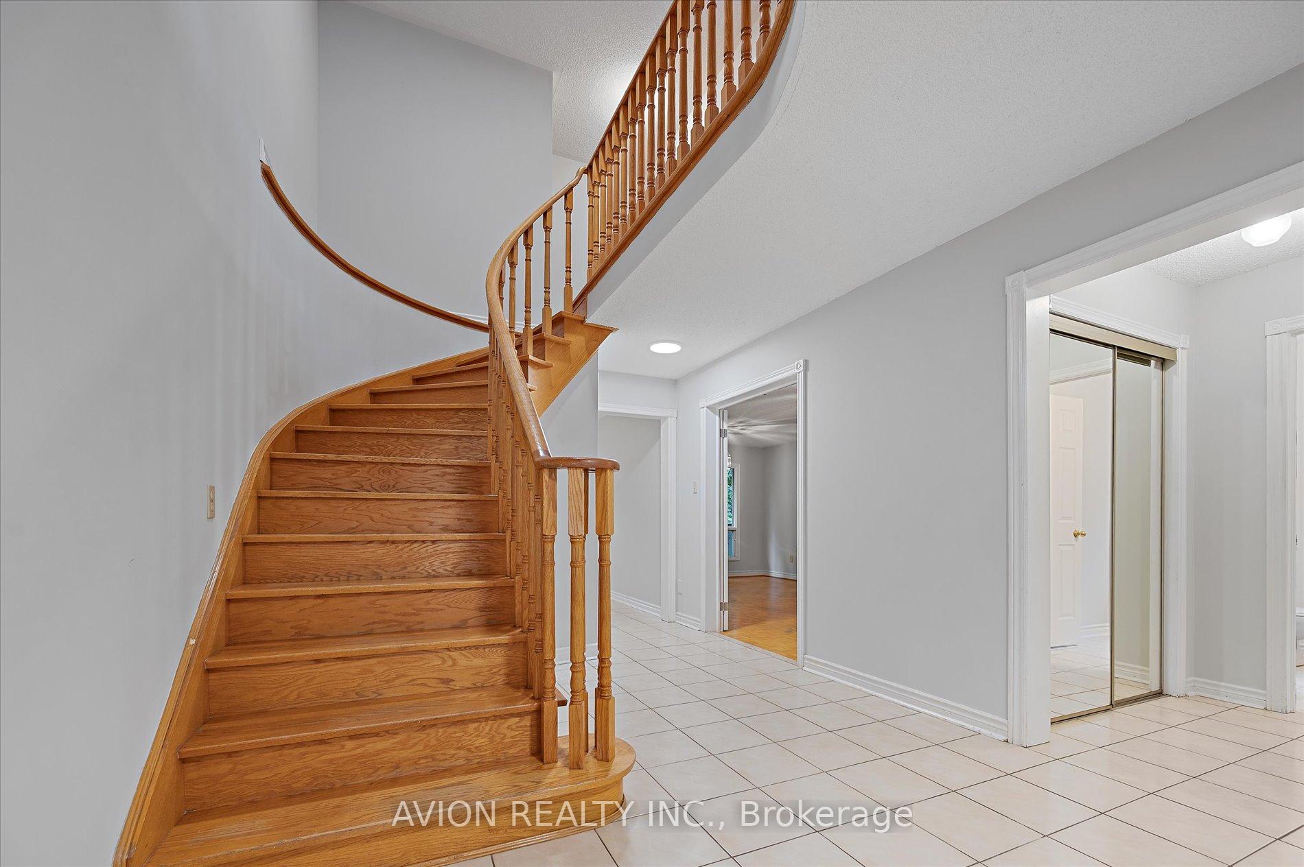 Photo 19 of 226 Westmount Boulevard, Vaughan, Beverley Glen — HOMEH