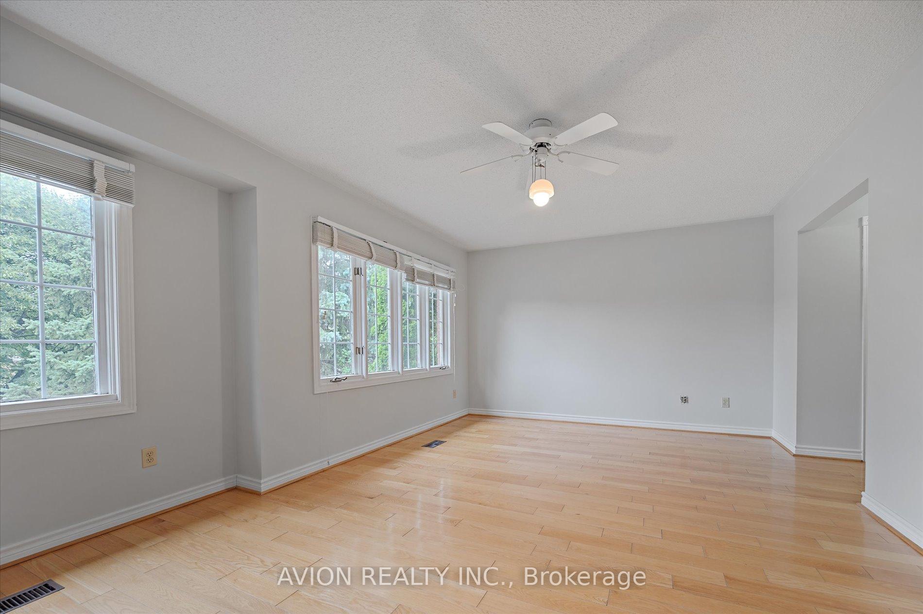 Photo 22 of 226 Westmount Boulevard, Vaughan, Beverley Glen — HOMEH