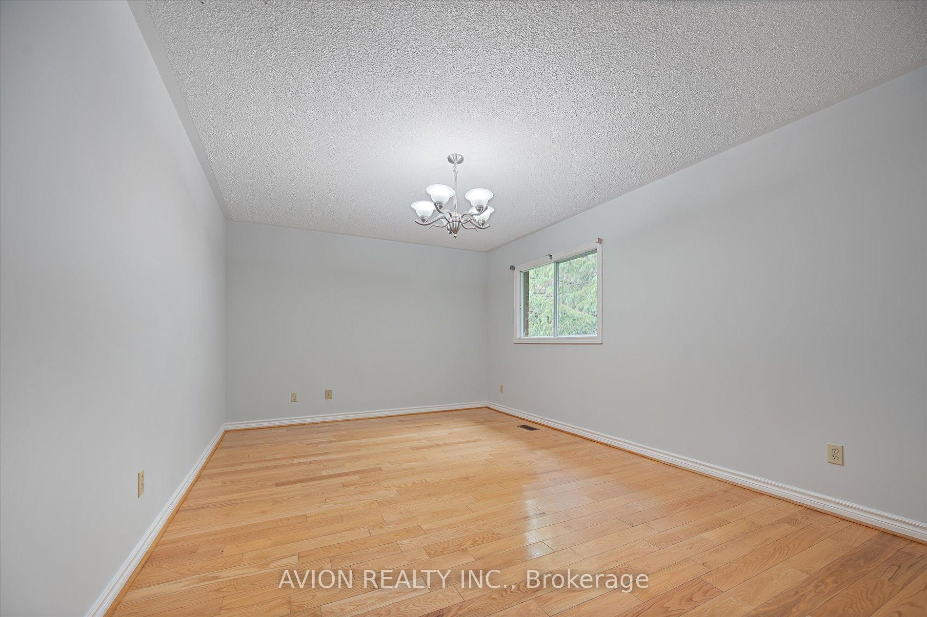 Photo 29 of 226 Westmount Boulevard, Vaughan, Beverley Glen — HOMEH