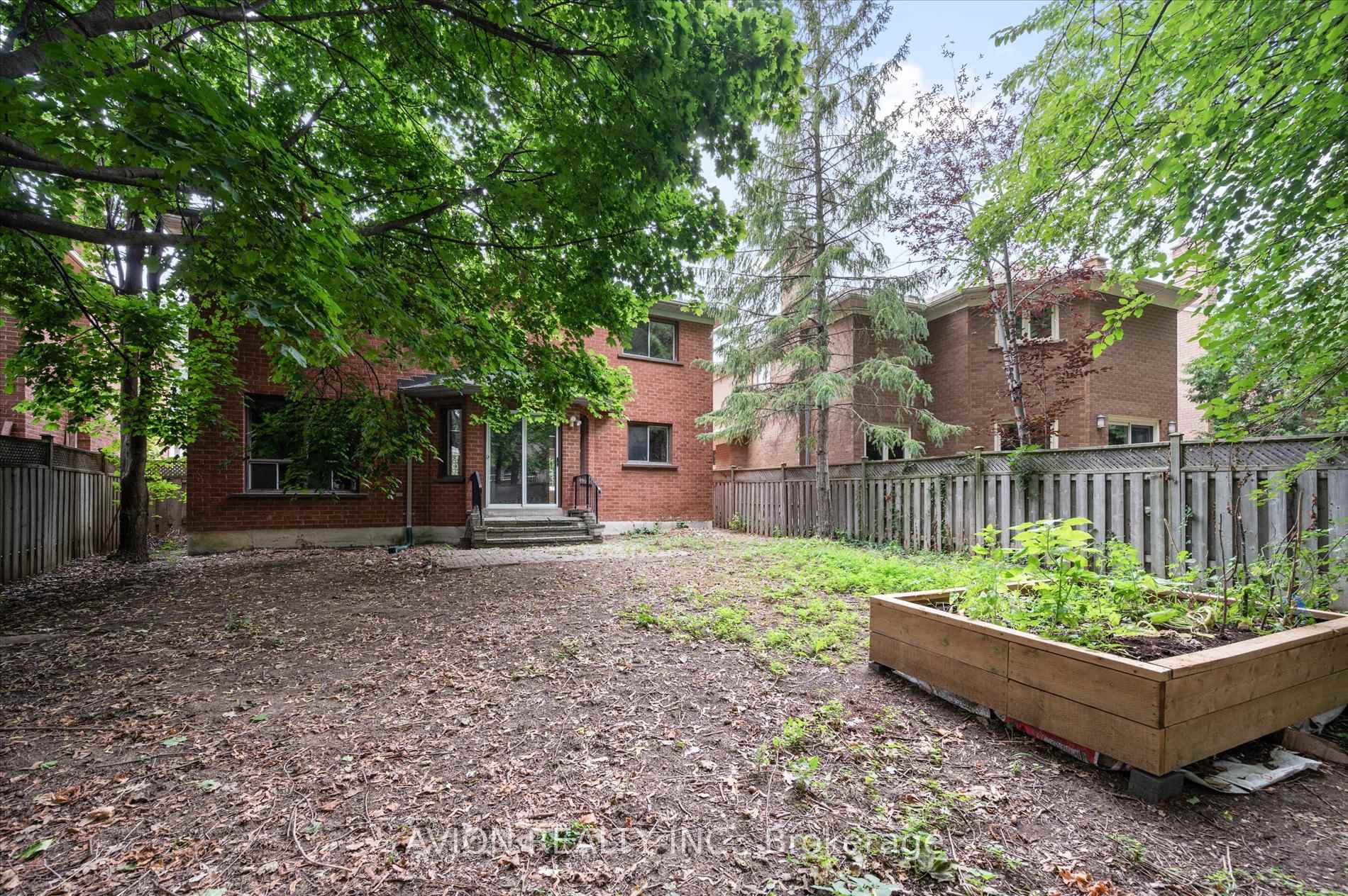 Photo 39 of 226 Westmount Boulevard, Vaughan, Beverley Glen — HOMEH