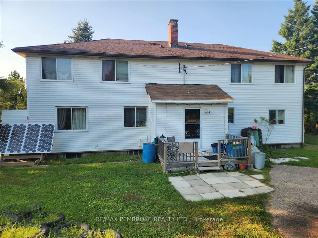 Front of 72 Sebastopol Drive