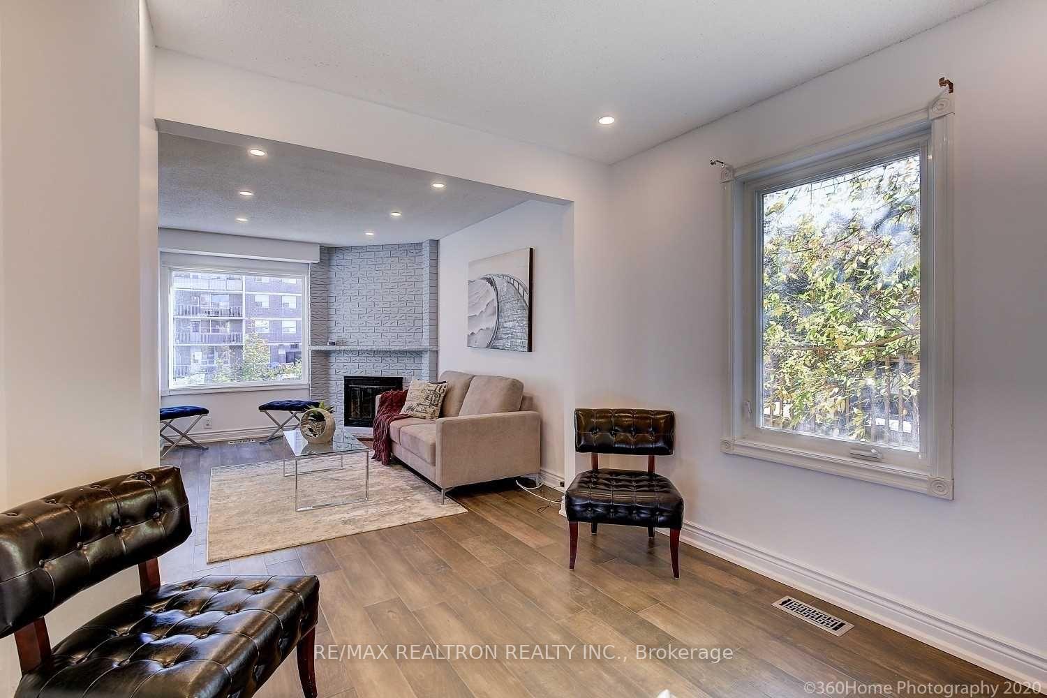 Photo 7 of 32 Bluebell Crescent E, Whitby, Lynde Creek — HOMEH