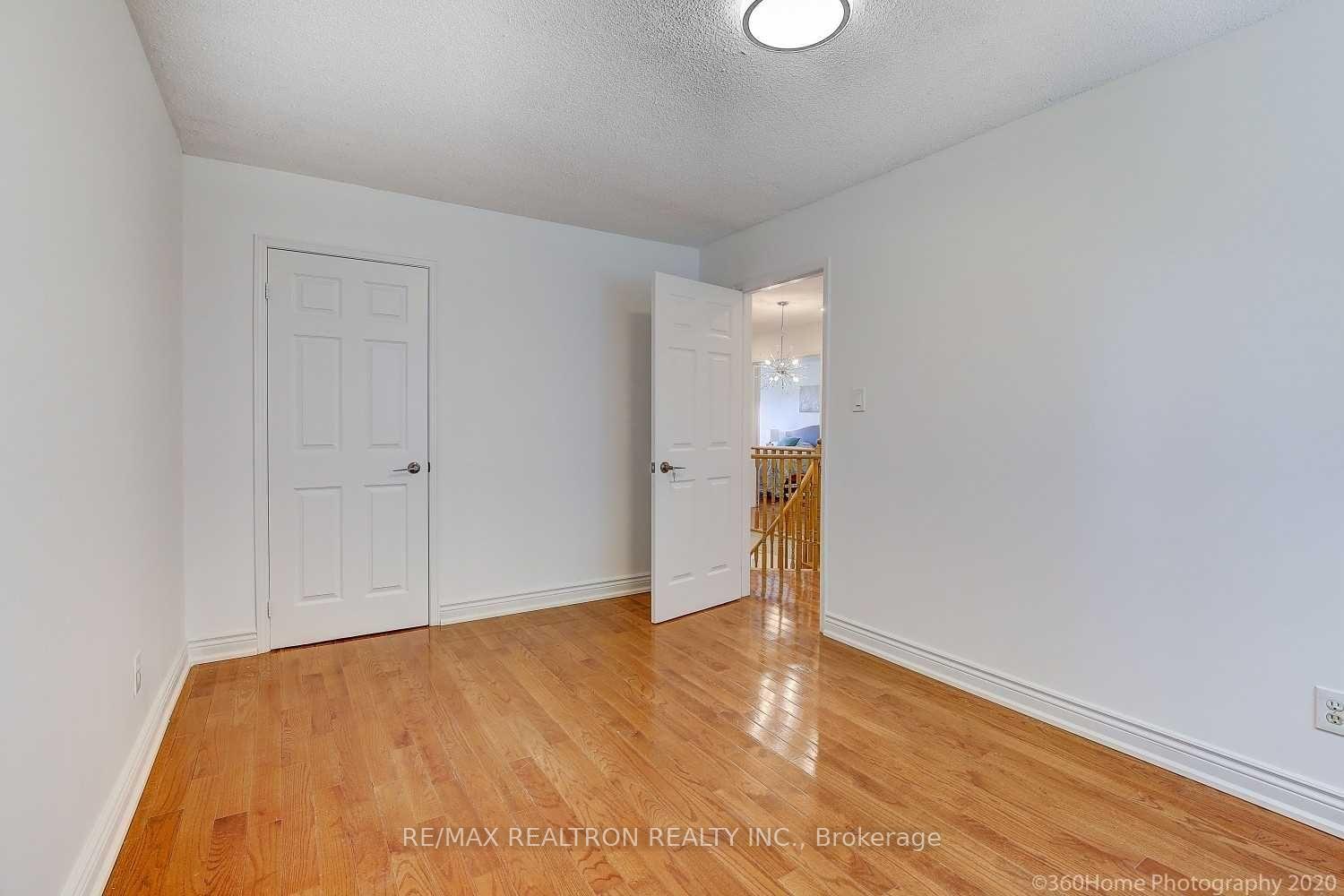 Photo 13 of 32 Bluebell Crescent E, Whitby, Lynde Creek — HOMEH