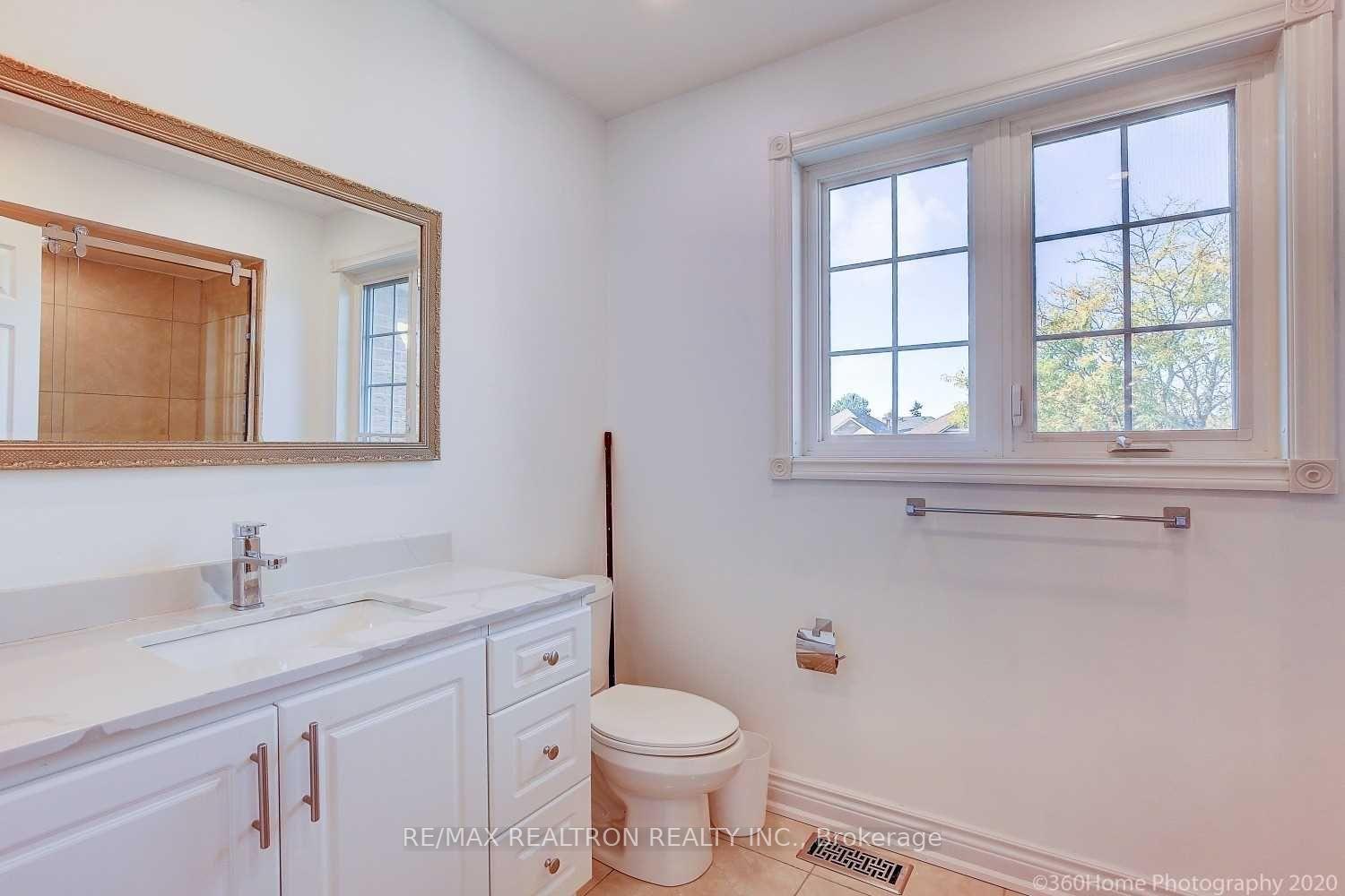Photo 14 of 32 Bluebell Crescent E, Whitby, Lynde Creek — HOMEH