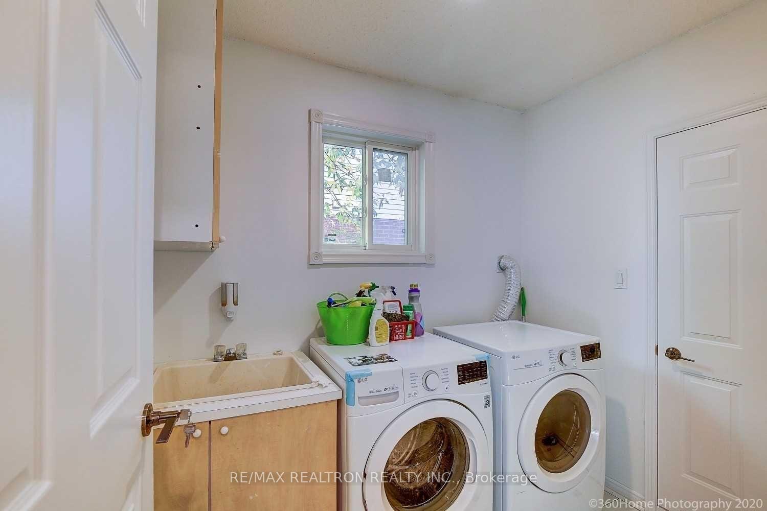 Photo 15 of 32 Bluebell Crescent E, Whitby, Lynde Creek — HOMEH