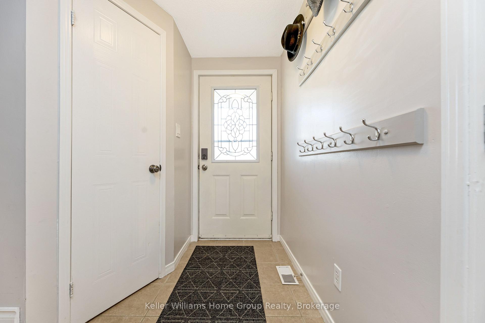 Photo 5 of 415 Downsview Place, Waterloo — HOMEH