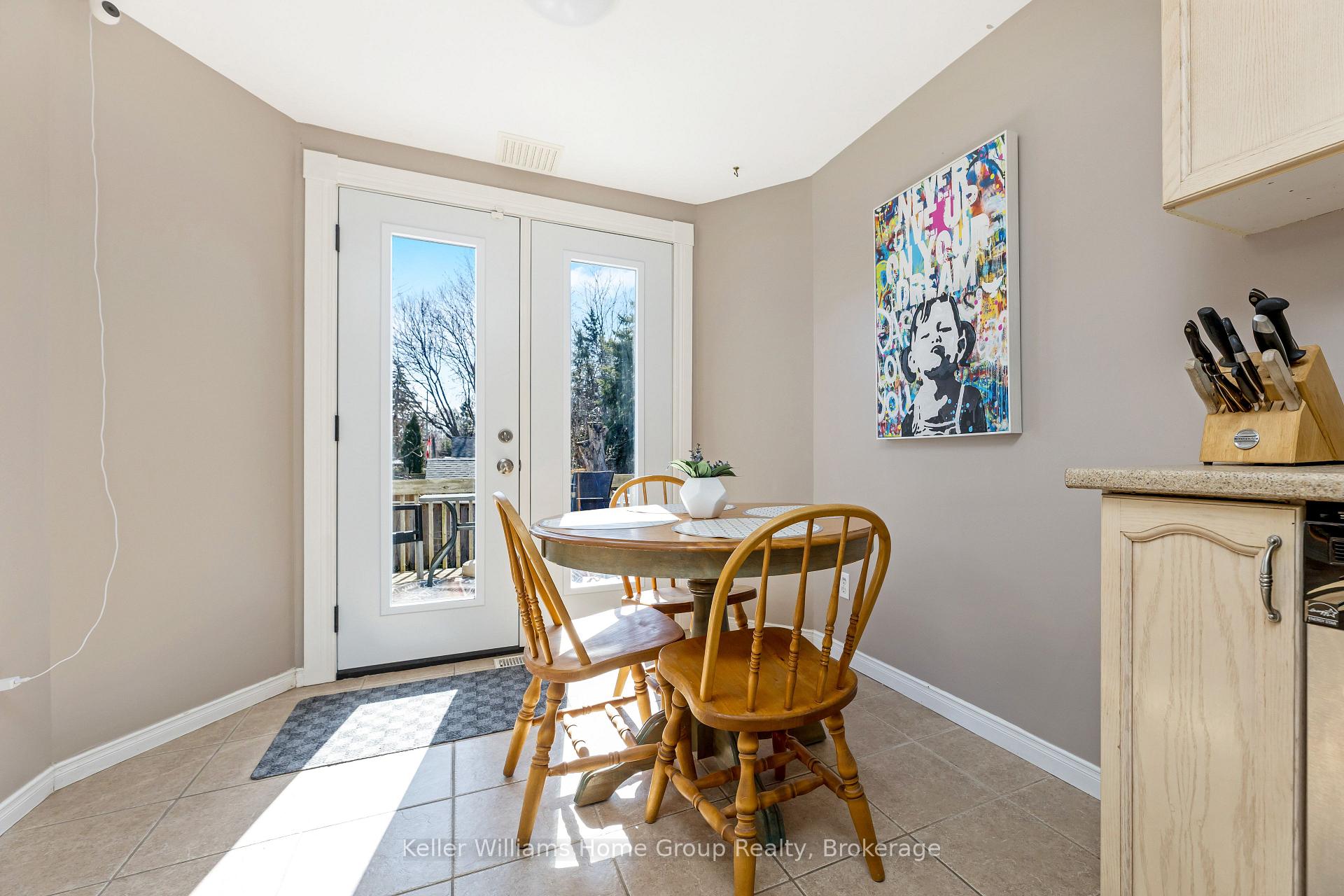 Photo 12 of 415 Downsview Place, Waterloo — HOMEH