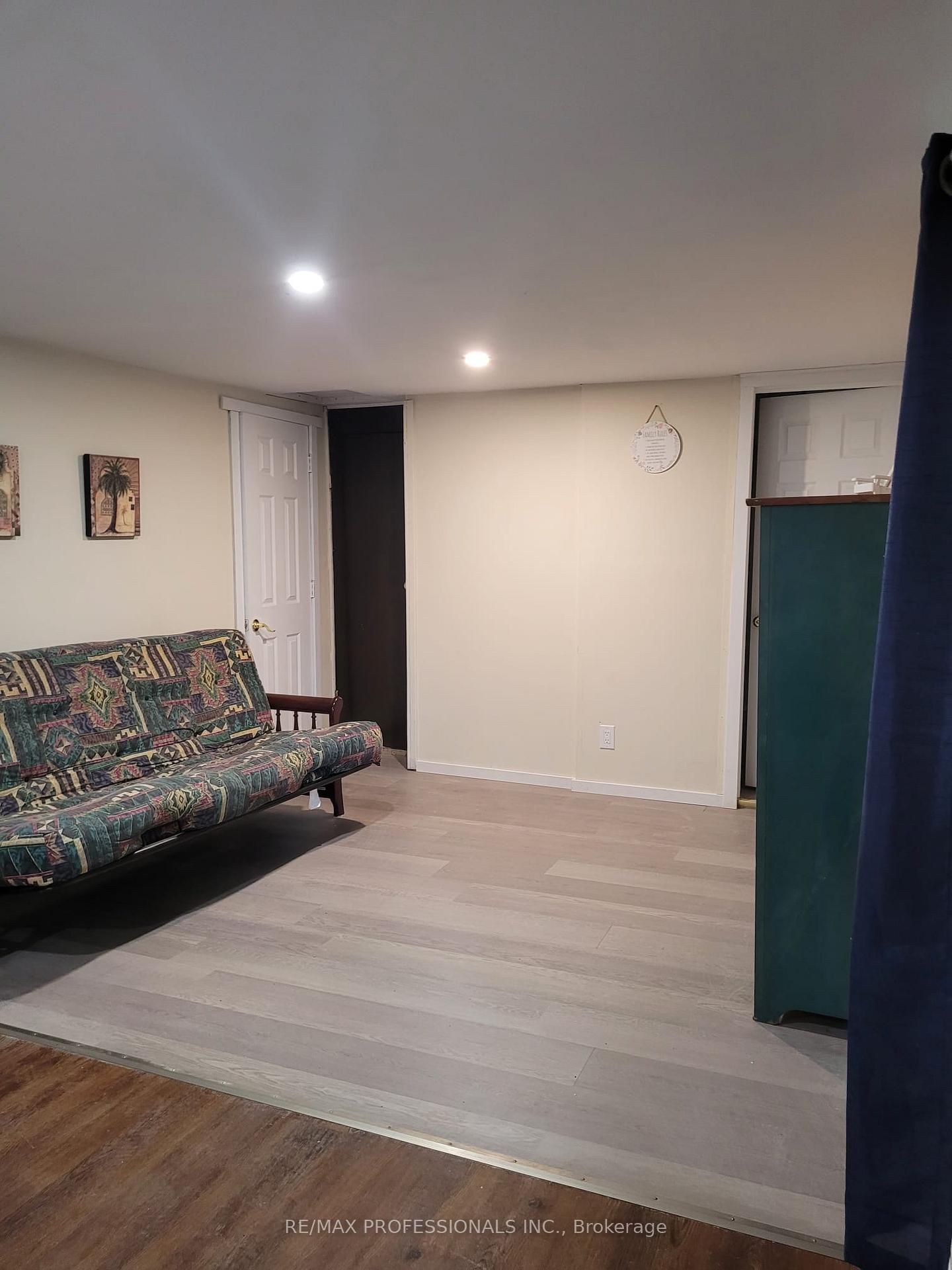 Photo 13 of 63 Beck Street, Wasaga Beach — HOMEH