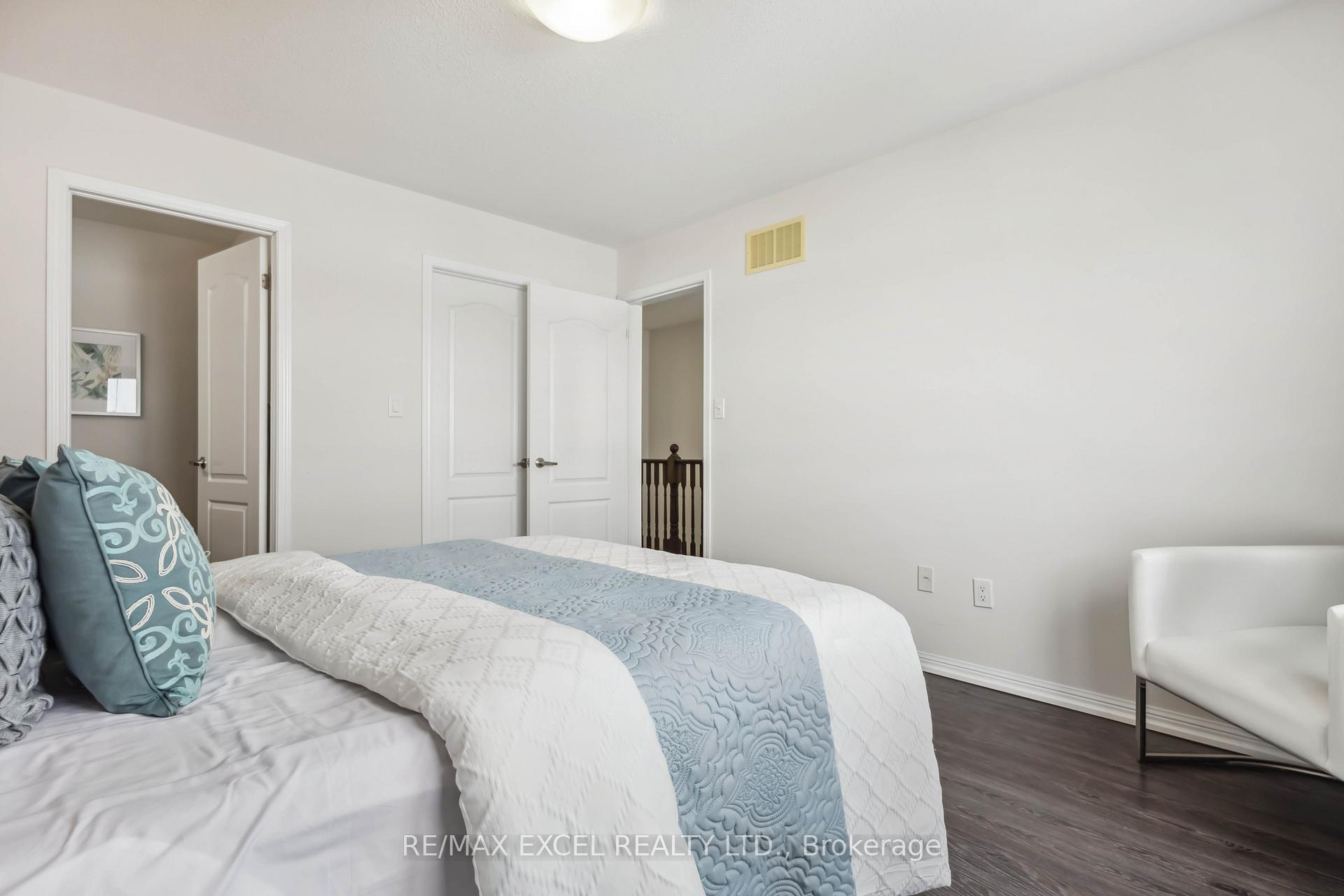 Photo 6 of 78 Terry Fox Street, Markham, Cornell — HOMEH