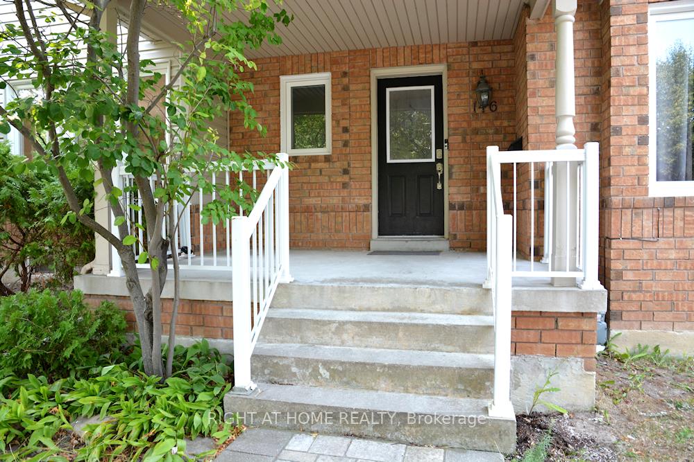 Photo 3 of 146 Baywell Crescent, Aurora, Bayview Wellington — HOMEH
