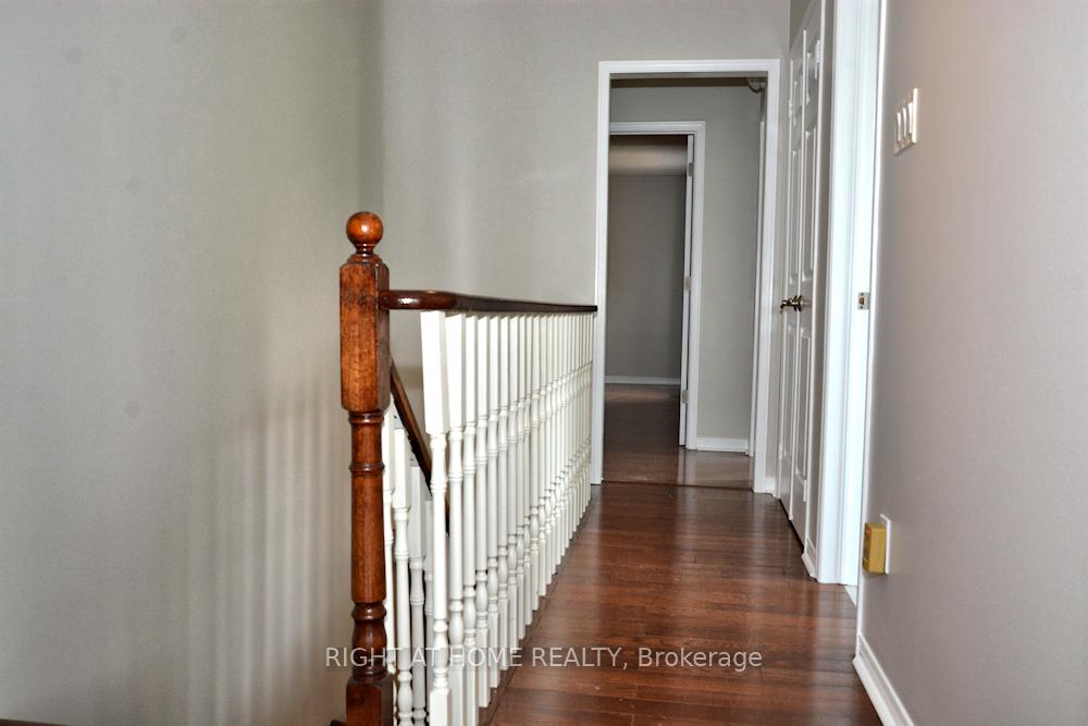 Photo 23 of 146 Baywell Crescent, Aurora, Bayview Wellington — HOMEH