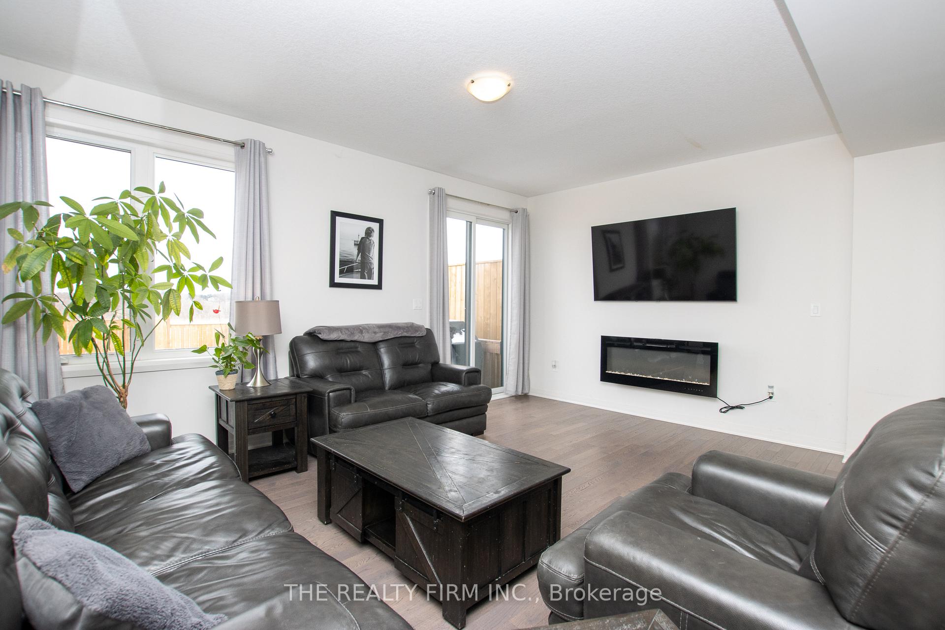 Photo 13 of 78 Middleton Street, Zorra, Thamesford — HOMEH