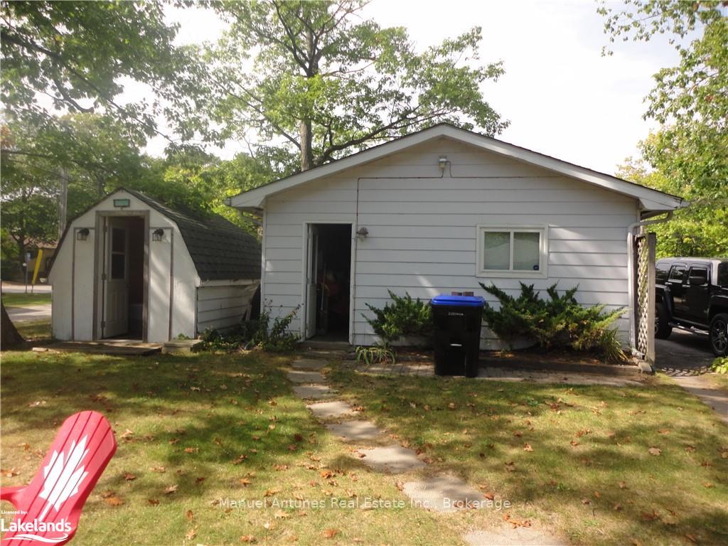 Photo 9 of 1089 Mosley Street, Wasaga Beach — HOMEH