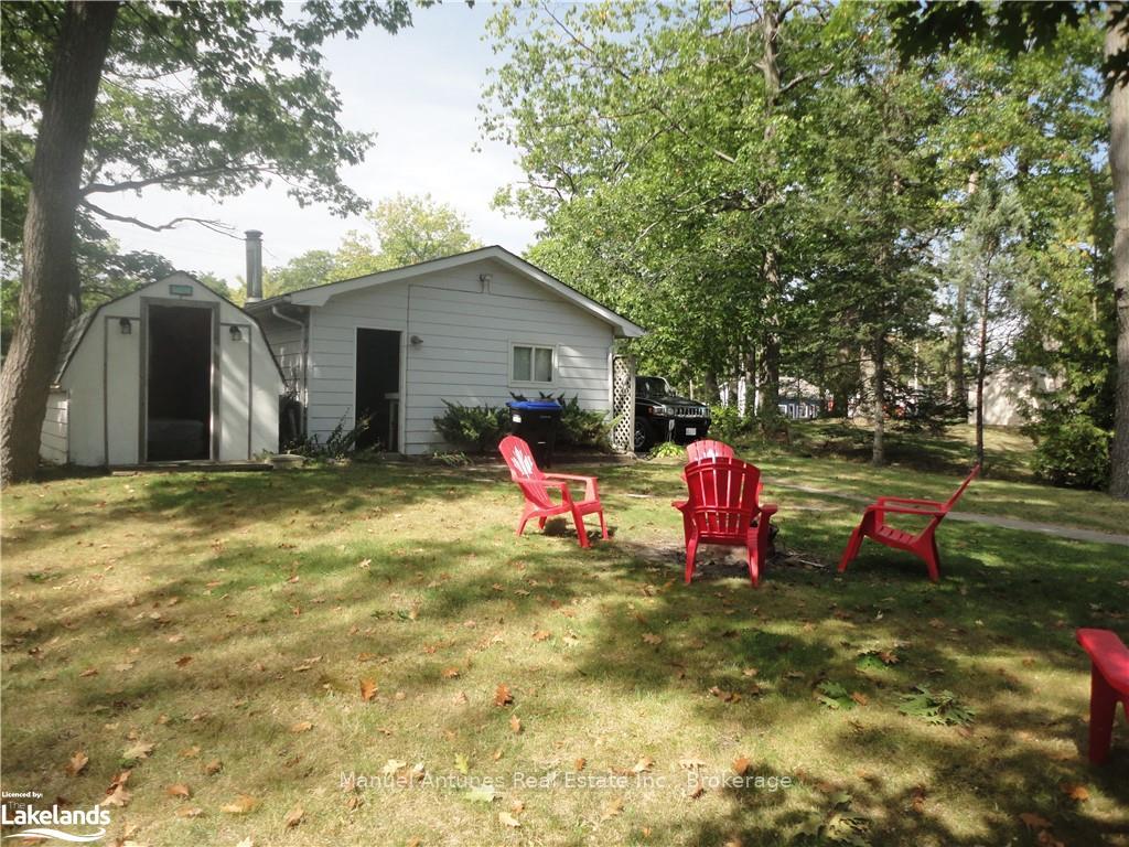 Photo 10 of 1089 Mosley Street, Wasaga Beach — HOMEH
