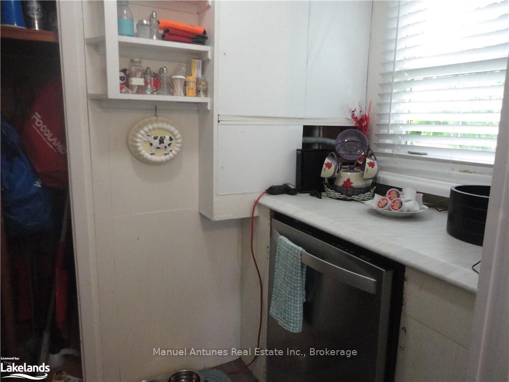 Photo 19 of 1089 Mosley Street, Wasaga Beach — HOMEH