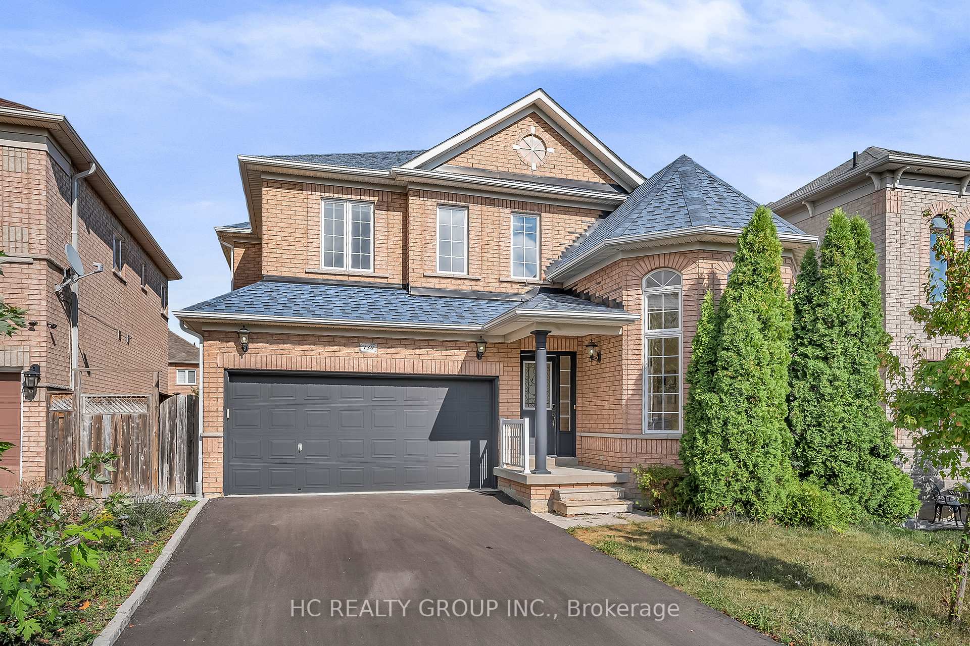 Front of 130 Royview Crescent
