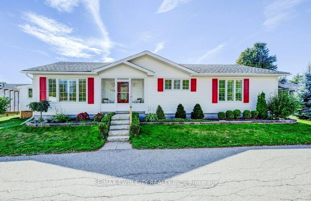 Photo 1 of 128 Wesley Crescent, Woolwich — HOMEH