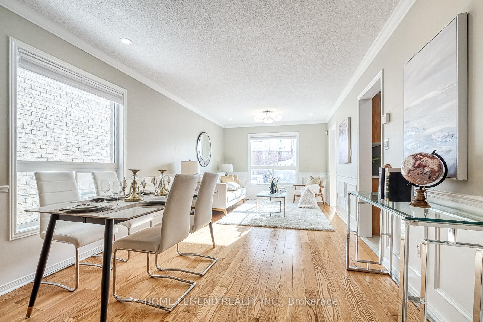 Photo 7 of 49 Warren Bradley Street, Markham, Berczy — HOMEH